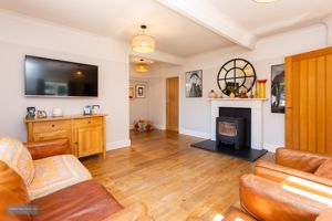 Sitting Room- click for photo gallery